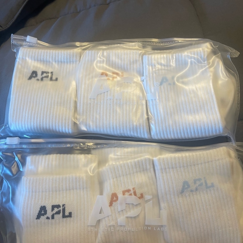 APL Lux Logo socks